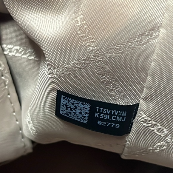 Michaell Kors signature shoulder bag- cream background with gray-ish MK’s. - Picture 7 of 16